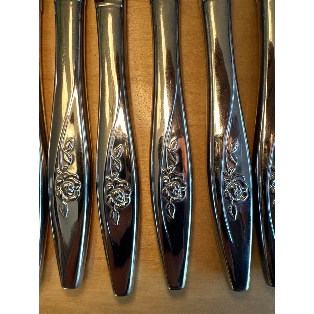 Lot (11) Oneida‎ Oneidacraft LASTING ROSE Deluxe Stainless 8.5